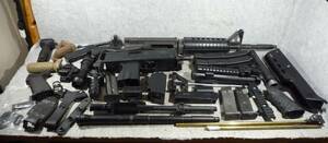 【ジャンク】電動ガン エアガン いろいろ パーツセット 検索) 39 マルイ M4 MP5 UZI G36 バレル マガジン ハンドガード ドットサイト