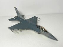 1/72 アメリカ 空軍 F-16 ジャンク ホビーマスター_画像4