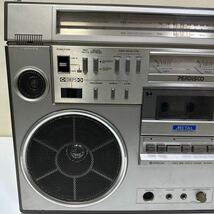 A193 HITACHI 日立　カセットレコーダー ラジカセ　TRK-8600RM 昭和レトロ　大型　ジャンク品_画像6