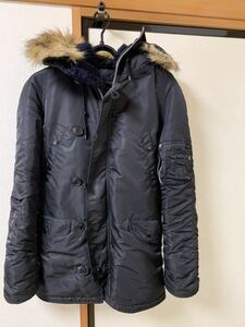 ALPHA INDUSTRIES N-3B ジャケット　アウター　アルファ インダストリーズ 冬　レディース　Sサイズ　ミリタリージャケット　黒　ブラック