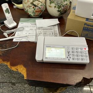 Panasonic デジタルコードレスファクス　通電確認のみ　親機/KX-PZ620-W　子機(KX-FKD556-W)1台・子機用充電台付き　電話機