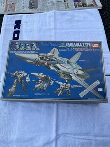 超時空要塞マクロス ME-TO VALKYRIE VARIABLE TYPE MACROSS 1/72 SCALE PLASTIC MODEL KIT 可変バルキリー