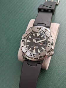 SEIKO セイコー ブラックモンスター　srp307 MADE IN JAPAN シャークトゥースモンスター　日本製　稼働品