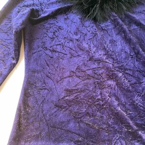 【新品長期保管品】天然マラボー使用!ちょっとゴージャスなベロア紫カットソー140㎝〜