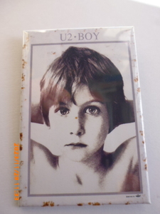 Ｕ2　ロックバンドU2 1980年の[BOY] ビンテージバッチ　レアな貴重品