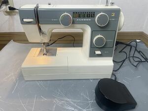 JANOME ジャノメミシン MODEL352