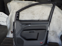 G2211-6　VW/フォルクスワーゲン　ゴルフトゥーラン　1TCTH　フロント右ドア　手渡し不可商品_画像4