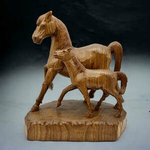 T69 一木造 馬 親子 木彫り 在銘 彫刻 置物 オブジェ 動物 手作り 