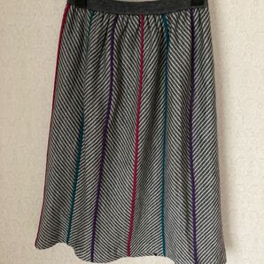 昭和レトロなニットスカート