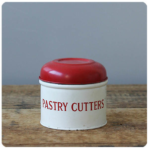 イギリス アンティーク Tala社 ペストリーカッター 菓子型 タラ 雑貨「PASTRY CUTTERS」V-922