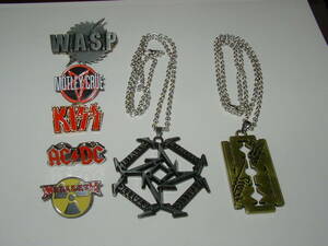 超激安出品 メタルバンド ピンバッジ ピンズ アクセサリー 7点セット METALLICA JUDAS PRIEST WASP MEGADETH MOTLEY AC/DC KISS スラッシュ