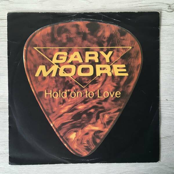 GARY MOORE HOLD ON TO LOVE UK盤