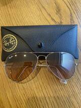 レイバン Ray Ban サングラス ケース付 RB 未使用　AVIATOR_画像1