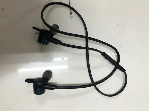 高音質イヤホンPLANTRONICS Bluetooth BackBeat GO3