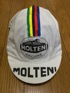 APIS アピス　サイクルキャップ　MOLTENI モルテーニ　フリーサイズ　未使用