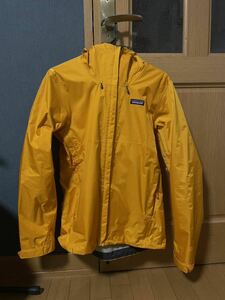 【美品】パタゴニア patagonia メンズ トレントシェルジャケット xsサイズ イエローオレンジ 