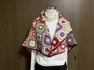 ハンドメイド かぎ針編みモチーフつなぎ膝掛け、ショールにも