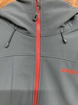 パタゴニア　Patagonia　アズフーディ―ソフトシェル　Sサイズ　キャンプ　アウトドア　登山　レジャー　mc03018588_画像9