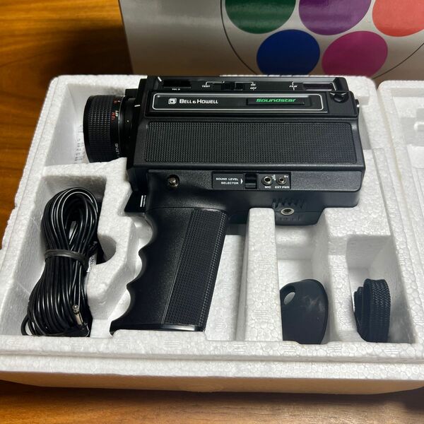 ★美品★ ベル&ハウエル　8mm フィルムカメラ　Soundstar XL モデル1225
