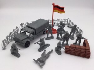 送料無料　約1/32　ドイツ軍　トイソルジャー＆トラック　プレイセット　フィギュア　おもちゃの兵隊　グリーンアーミーメン