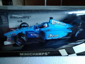 PMA 1/18 BENETTON ベネトン RENAULT ルノー SHOWCAR NO8 G.Fisichella 2001