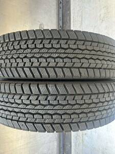 2021年 DUNLOP 175/80R15 101/99LT SP LT01M バリ山スタッドレス2本、11.61mm