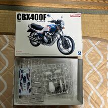 未組み立て未開封　アオシマ 1／12BIKE-31 ホンダCBX400Fトリコロール_画像1