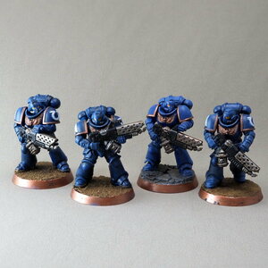 【塗装済完成品】ウォーハンマー スペースマリンズ 4体セット Warhammer40000 SPACEMARINES