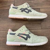 【END.公式オンライン購入】付属品完備【納品書付】End × ASICS Gel-Lyte III Wasabi size UK8.5 US9.5 27.5cm程度 美品 _画像5