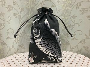 巾着袋 巾着　水墨画風　鯉　桜　ハンドメイド ミニ巾着 drawstring bag handcrafted 縦長