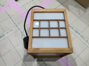 器具 和室 天井 レトロ　照明　照明器具　インテリア　枠木製　プラスティック　和風　古風　昭和　アンティーク