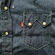 LEVIS VINTAGE CLOTHING リーバイス 美品 USA製 555 バレンシア工場 1950s ショートホーン BigE 復刻 8.5oz デニムウエスタンシャツ L 濃紺_画像5