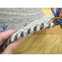 【新品】ラグマット 絨毯 約45×75cm グレー ウール100％ 保温性抜群 調湿機能 オールシーズン対応 ギャッベ リビング_画像3