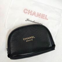 新品未使用 シャネル CHANELポーチ 化粧ポーチ ブラック ロゴ コスメ 送料無料 ブランド 非売品 メッシュ ノベルティ _画像1