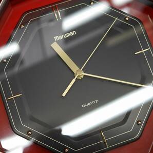 日本製 maruman QUARTZ マルマン 電池式 掛け時計 壁掛け時計 八角形 黒 金 ゴールド 稼働品 電池付属の画像4