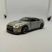 絶版トミカ ルース品 No.94 日産 GT-R R35 ベトナム製_画像1