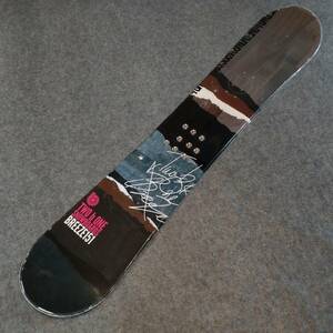 スノーボード 板 ツインチップ トリック TWO b SNOWBOARDS BREEZE 151cm キャンバー スノボ 雪板 USED 　【2422】