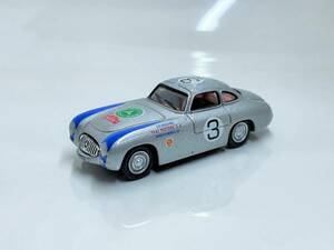 ★メルセデスベンツ　300SL・１/72★