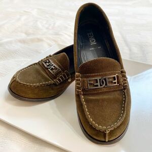 [ Италия производства ]FENDI Fendi * Logo 37(24cm соответствует ) Loafer туфли-лодочки туфли без застежки обувь оттенок коричневого замша кожа 