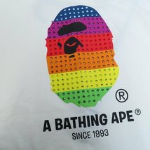 ☆A BATHING APE×SWAROVSKI/アベイシングエイプ×スワロフスキー スワロ装飾 レインボー 半袖Tシャツ/M /LPL_画像5