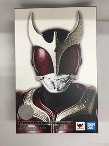 S.H.フィギュアーツ 仮面ライダーディケイド (真骨彫製法) 仮面ライダークウガ マイティフォーム (DECADE Ver.)