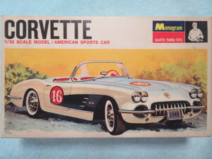 プラモデル 1/32 Monogram PC167 - Corvette Sports Car