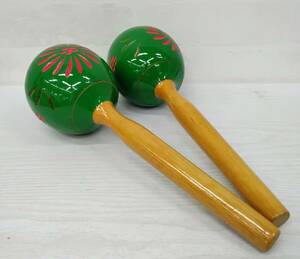 マラカス　緑　玩具　おもちゃ　ホビー　楽器　木製　知育　中古　約30cm