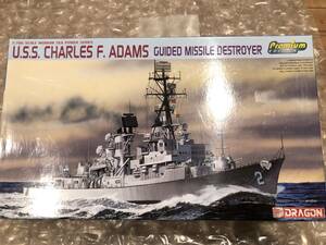 ドラゴン 1/700 アメリカ海軍 ミサイル駆逐艦 U.S.S.チャールズ・F・アダムス