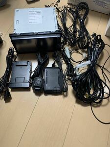 トヨタ純正ナビ(NSZT-W62G)、トヨタ純正ETC(DNETC004)、トヨタ純正ドラレコ(DRT-H61)のセット