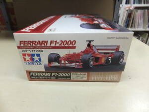 ７２　箱に退色ありタミヤ１／２０フェラーリＦ１ー２０００フルビュー　宅急便のみ同梱可です。