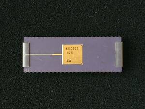 Signetics N8X300I MicroProcessor セラミックパッケージ