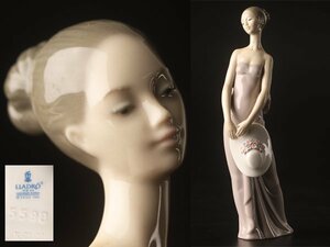 【流】LLADRO 陶人形 リヤドロ フィギュリン 花嫁介添人 高さ約20.5cm TP560