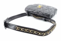 美品 シャネル ラムスキン ベルトバッグ ウエストバック ターンロック CHANEL_画像7