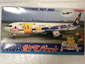 TOMY ANA ボーイング 767-300 ポケモンジェット プラモデル